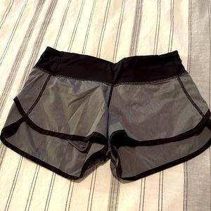 Lululemon size 4 speed ups 2”